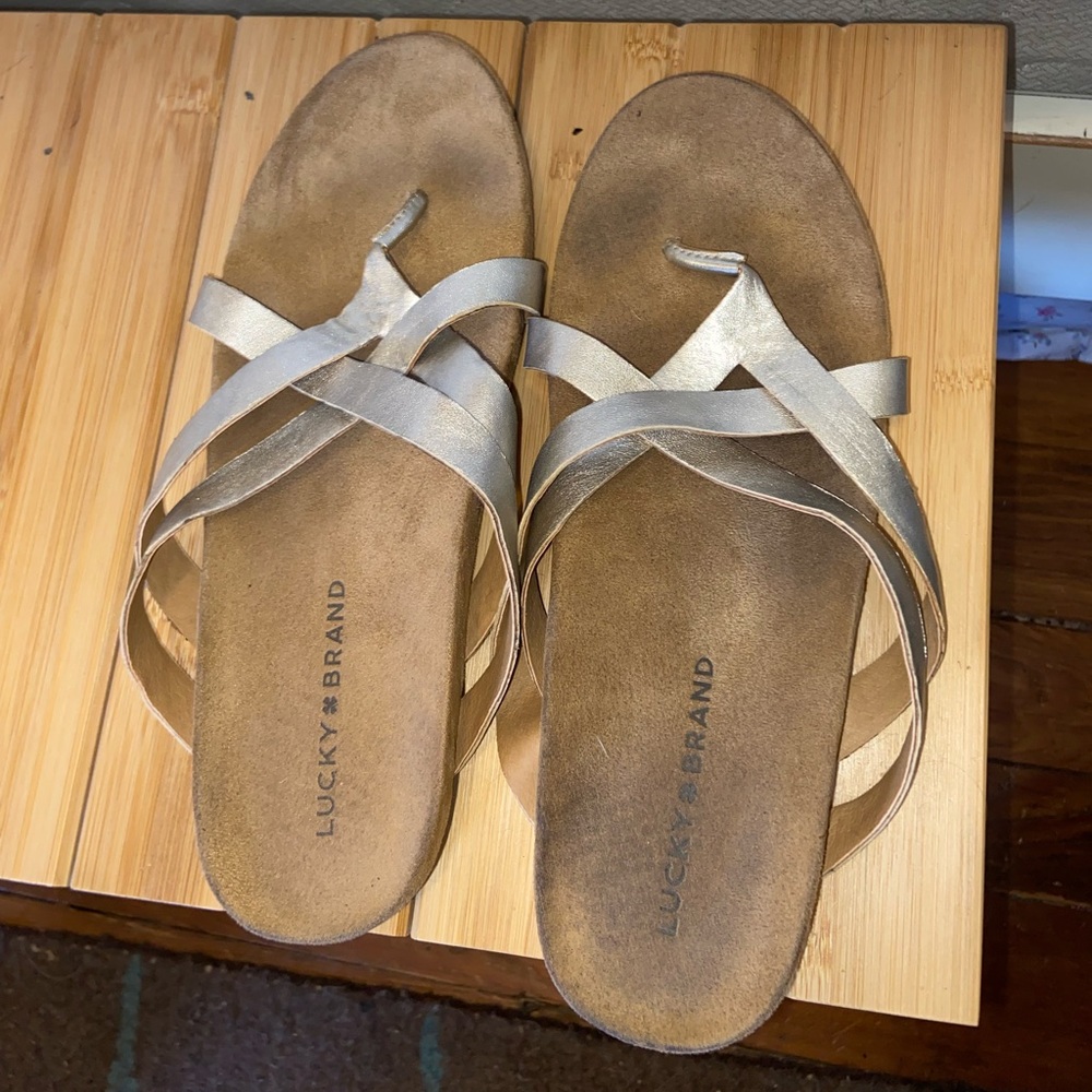 Lucky Brand Women's Cream Cross-Strap Sandals